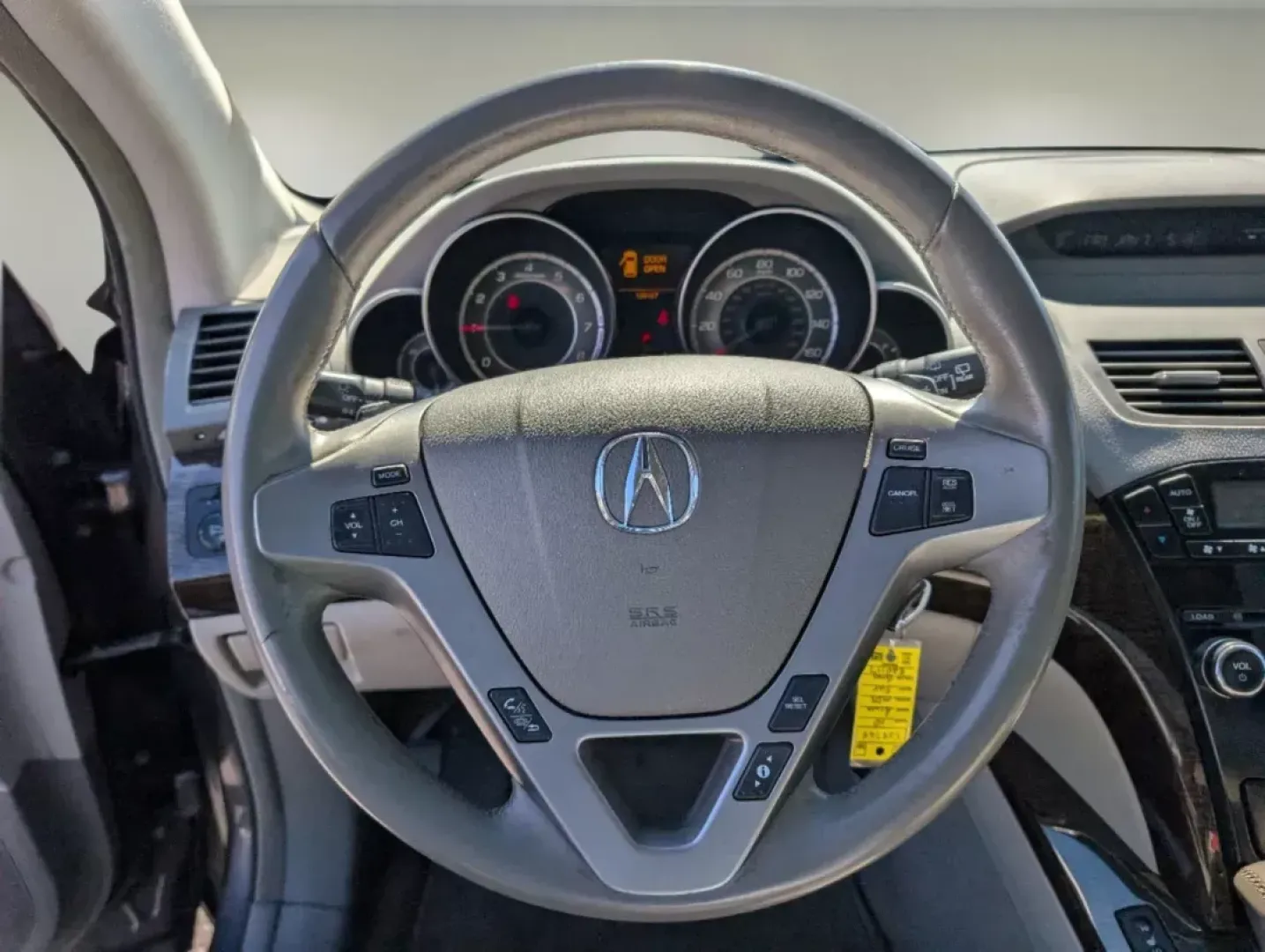 2010 Acura MDX (2HNYD2H20AH) with an Other engine, located at 3959 U.S. 80 W, Phenix City, AL, 36870, (334) 297-4885, 32.469296, -85.135185 - **Unleash Adventure Today with the 2010 Acura MDX at Gils Auto!**<br /> <br /> Are you ready to elevate your family adventures or weekend getaways? Look no further! The 2010 Acura MDX is the perfect blend of luxury, space, and performance, making it the ultimate SUV for growing families and anyone s - Photo#14
