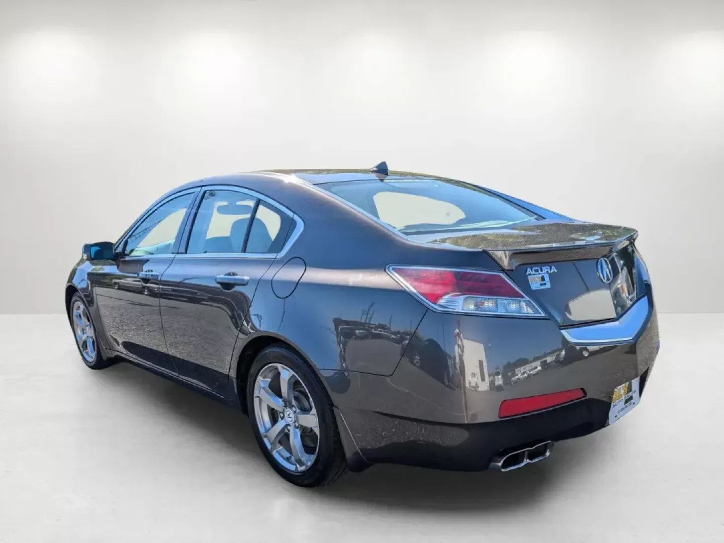 2010 Acura TL Tech Auto (19UUA9F55AA) with an Gas V6 3.7L/223 engine, 5-Speed Automatic w/OD transmission, located at 3959 U.S. 80 W, Phenix City, AL, 36870, (334) 297-4885, 32.469296, -85.135185 - 2010 Acura TL Tech Auto - Photo#2