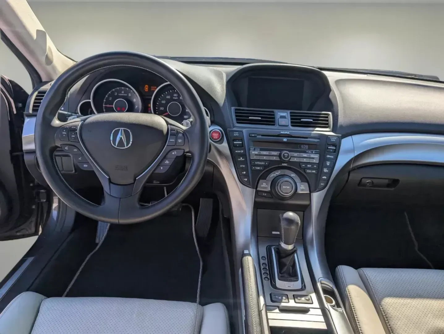 2010 Acura TL Tech Auto (19UUA9F55AA) with an Gas V6 3.7L/223 engine, 5-Speed Automatic w/OD transmission, located at 3959 U.S. 80 W, Phenix City, AL, 36870, (334) 297-4885, 32.469296, -85.135185 - 2010 Acura TL Tech Auto - Photo#11