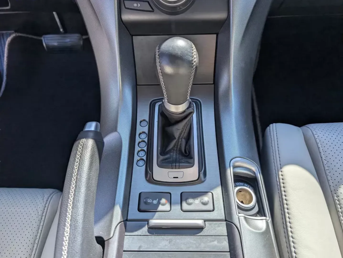 2010 Acura TL Tech Auto (19UUA9F55AA) with an Gas V6 3.7L/223 engine, 5-Speed Automatic w/OD transmission, located at 3959 U.S. 80 W, Phenix City, AL, 36870, (334) 297-4885, 32.469296, -85.135185 - 2010 Acura TL Tech Auto - Photo#13