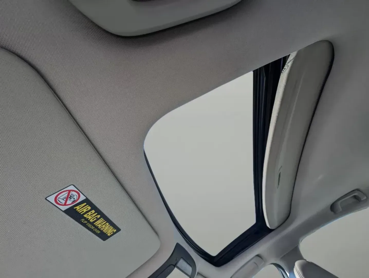 2010 Acura TL Tech Auto (19UUA9F55AA) with an Gas V6 3.7L/223 engine, 5-Speed Automatic w/OD transmission, located at 3959 U.S. 80 W, Phenix City, AL, 36870, (334) 297-4885, 32.469296, -85.135185 - 2010 Acura TL Tech Auto - Photo#16