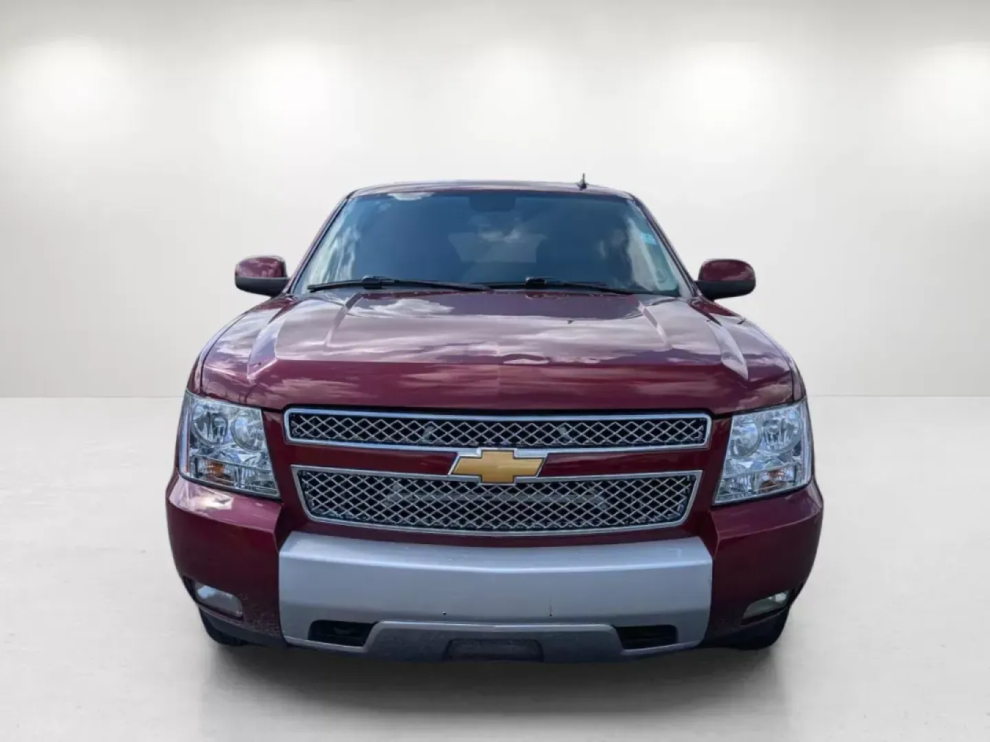 2010 /Ebony Chevrolet Tahoe LT (1GNUKBE04AR) with an Gas/Ethanol V8 5.3L/323 engine, 6-Speed Automatic w/OD transmission, located at 3959 U.S. 80 W, Phenix City, AL, 36870, (334) 297-4885, 32.469296, -85.135185 - 2010 Chevrolet Tahoe LT - Photo#2
