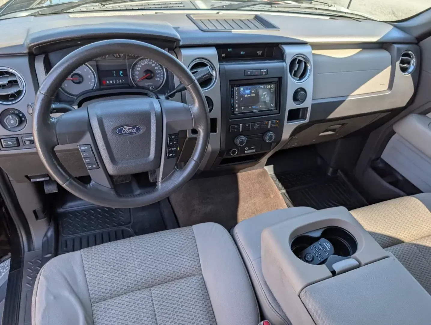 2010 Ford F-150 XLT (1FTEW1C84AF) with an Other engine, located at 3959 U.S. 80 W, Phenix City, AL, 36870, (334) 297-4885, 32.469296, -85.135185 - Embrace the freedom of the open road with the 2010 Ford F-150, the perfect companion for weekend adventures and everyday errands alike! Whether you're hauling gear for a family camping trip or navigating busy streets, this dependable pickup truck is designed to enhance your lifestyle while offering - Photo#13