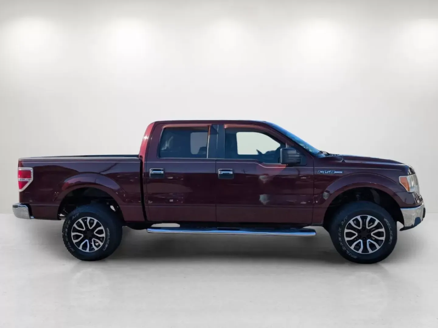 2010 Ford F-150 XLT (1FTEW1C8XAF) with an Other engine, located at 3959 U.S. 80 W, Phenix City, AL, 36870, (334) 297-4885, 32.469296, -85.135185 - **Unleash Your Adventurous Spirit with This 2010 Ford F-150 at Gils Auto Phenix City!**<br /> <br /> Are you ready to elevate your lifestyle and embark on new adventures? Look no further than this rugged and reliable 2010 Ford F-150 crew cab pickup, perfect for anyone from weekend warriors to busy - Photo#3