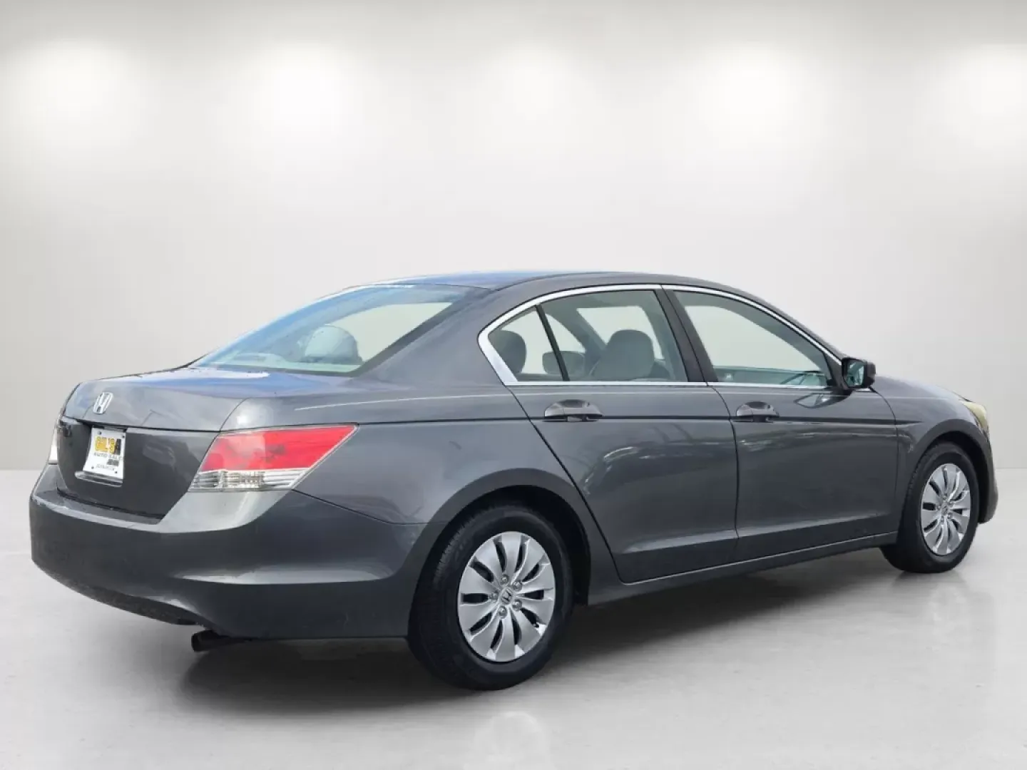 2010 Honda Accord Sdn LX (1HGCP2F3XAA) with an Other engine, located at 1430 Gateway Drive, Opelika, AL, 36801, (334) 239-0944, 32.637871, -85.409790 - **Discover Your Next Adventure with the 2010 Honda Accord LX Perfect for Your Daily Drive!**<br /> <br /> Are you searching for a reliable and stylish sedan that fits your active lifestyle? Look no further! Gils Auto in Phenix City, AL, has the ideal vehicle for you: the 2010 Honda Accord LX. Wheth - Photo#5