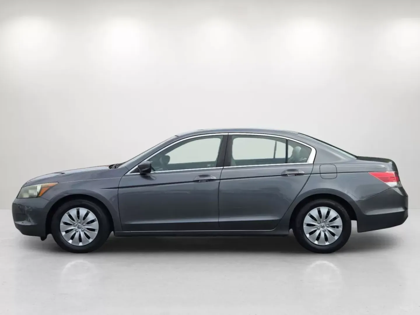 2010 Honda Accord Sdn LX (1HGCP2F3XAA) with an Other engine, located at 1430 Gateway Drive, Opelika, AL, 36801, (334) 239-0944, 32.637871, -85.409790 - **Discover Your Next Adventure with the 2010 Honda Accord LX Perfect for Your Daily Drive!**<br /> <br /> Are you searching for a reliable and stylish sedan that fits your active lifestyle? Look no further! Gils Auto in Phenix City, AL, has the ideal vehicle for you: the 2010 Honda Accord LX. Wheth - Photo#8