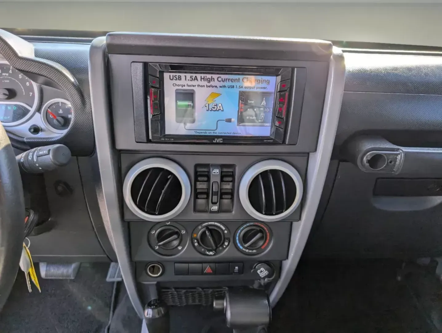2010 /Dark Slate Gray/Medium Slate Gray Jeep Wrangler Unlimited Sahara (1J4BA5H13AL) with an Gas V6 3.8L/231 engine, 4-Speed Automatic transmission, located at 3959 U.S. 80 W, Phenix City, AL, 36870, (334) 297-4885, 32.469296, -85.135185 - 2010 Jeep Wrangler Unlimited Sahara - Photo#14