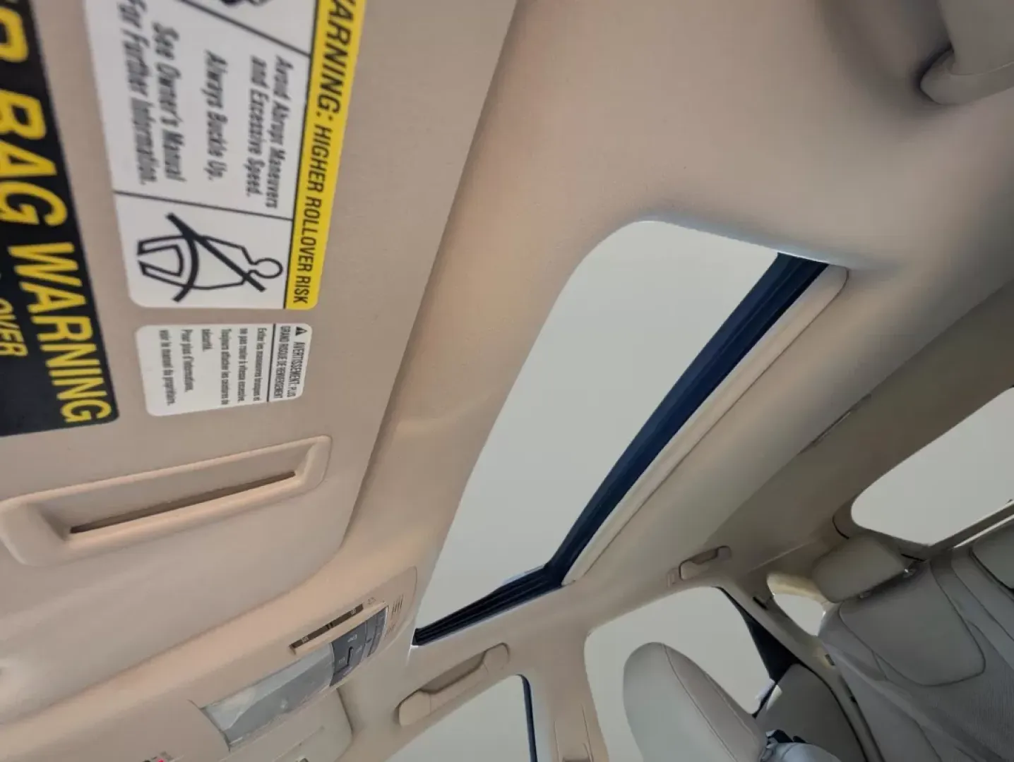 2010 Lexus RX 350 (2T2BK1BA3AC) with an Other engine, located at 1430 Gateway Drive, Opelika, AL, 36801, (334) 239-0944, 32.637871, -85.409790 - Are you searching for the perfect SUV that seamlessly blends comfort, reliability, and performance for your daily adventures or weekend getaways? Look no further than this stunning **2010 Lexus RX 350**, available now at **Gils Auto** in **Phenix City, AL**. This versatile all-wheel-drive SUV is not - Photo#15