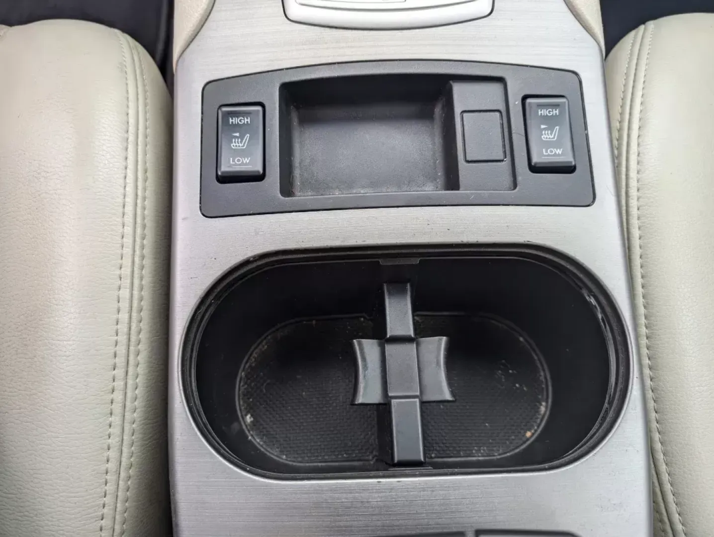 2010 /Ivory Subaru Legacy Limited (4S3BMBJ63A3) with an Gas Flat 4-Cyl 2.5L/150 engine, 1-Speed CVT transmission, located at 521 Old Farm Lane Rd, Prattville, AL, 36066, (334) 325-1505, 32.482460, -86.416367 - **Unlock Your Adventures with the 2010 Subaru Legacy Limited!** <br /> <br /> Are you ready to elevate your daily drive? Whether you're commuting to work in Montgomery, planning a weekend getaway to the beautiful scenic routes of Prattville, or simply running errands around town, the 2010 Subaru Leg - Photo#12