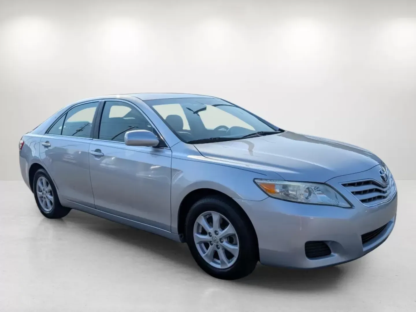 2010 Toyota Camry LE (4T1BF3EK2AU) with an Other engine, located at 521 Old Farm Lane Rd, Prattville, AL, 36066, (334) 325-1505, 32.482460, -86.416367 - **Experience Every Journey in Style with the 2010 Toyota Camry at Gils Auto Phenix City, AL!**<br /> <br /> Are you seeking a reliable vehicle that perfectly balances comfort, efficiency, and style? Look no further than the 2010 Toyota Camry, available now at Gils Auto in Phenix City, AL! This seda - Photo#2