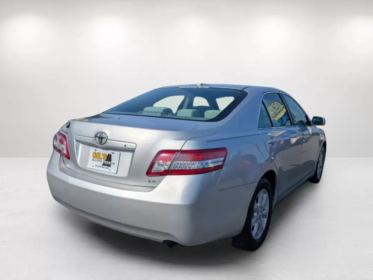 2010 Toyota Camry LE (4T1BF3EK2AU) with an Other engine, located at 521 Old Farm Lane Rd, Prattville, AL, 36066, (334) 325-1505, 32.482460, -86.416367 - **Experience Every Journey in Style with the 2010 Toyota Camry at Gils Auto Phenix City, AL!**<br /> <br /> Are you seeking a reliable vehicle that perfectly balances comfort, efficiency, and style? Look no further than the 2010 Toyota Camry, available now at Gils Auto in Phenix City, AL! This seda - Photo#4