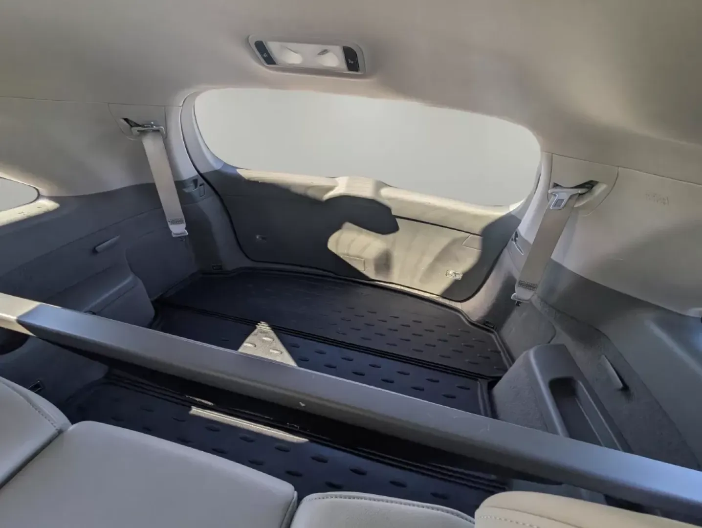 2011 Acura MDX (2HNYD2H23BH) with an Other engine, located at 804 22nd Ave, Phenix City, AL, 36870, (334) 297-1860, 32.484749, -85.024475 - **Discover Adventurous Living with the 2011 Acura MDX at Gils Auto - Phenix City!**<br /> <br /> Are you searching for the perfect blend of luxury, versatility, and performance in your next vehicle? Look no further! The 2011 Acura MDX is your ticket to unforgettable family road trips, weekend advent - Photo#12