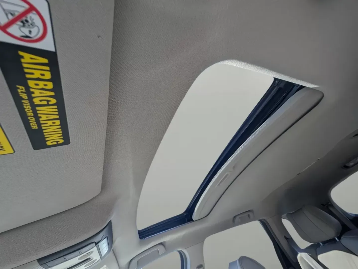 2011 Acura MDX (2HNYD2H23BH) with an Other engine, located at 804 22nd Ave, Phenix City, AL, 36870, (334) 297-1860, 32.484749, -85.024475 - **Discover Adventurous Living with the 2011 Acura MDX at Gils Auto - Phenix City!**<br /> <br /> Are you searching for the perfect blend of luxury, versatility, and performance in your next vehicle? Look no further! The 2011 Acura MDX is your ticket to unforgettable family road trips, weekend advent - Photo#16