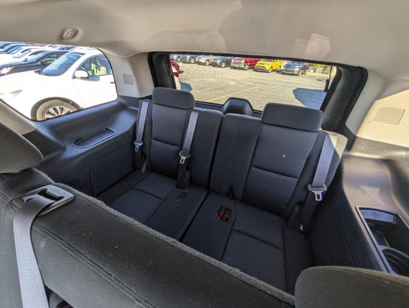 2011 /Ebony Chevrolet Tahoe LS (1GNSCAE02BR) with an Gas/Ethanol V8 5.3L/323 engine, 6-Speed Automatic w/OD transmission, located at 5115 14th Ave., Columbus, GA, 31904, (706) 323-0345, 32.511494, -84.971046 - 2011 Chevrolet Tahoe LS - Photo#11