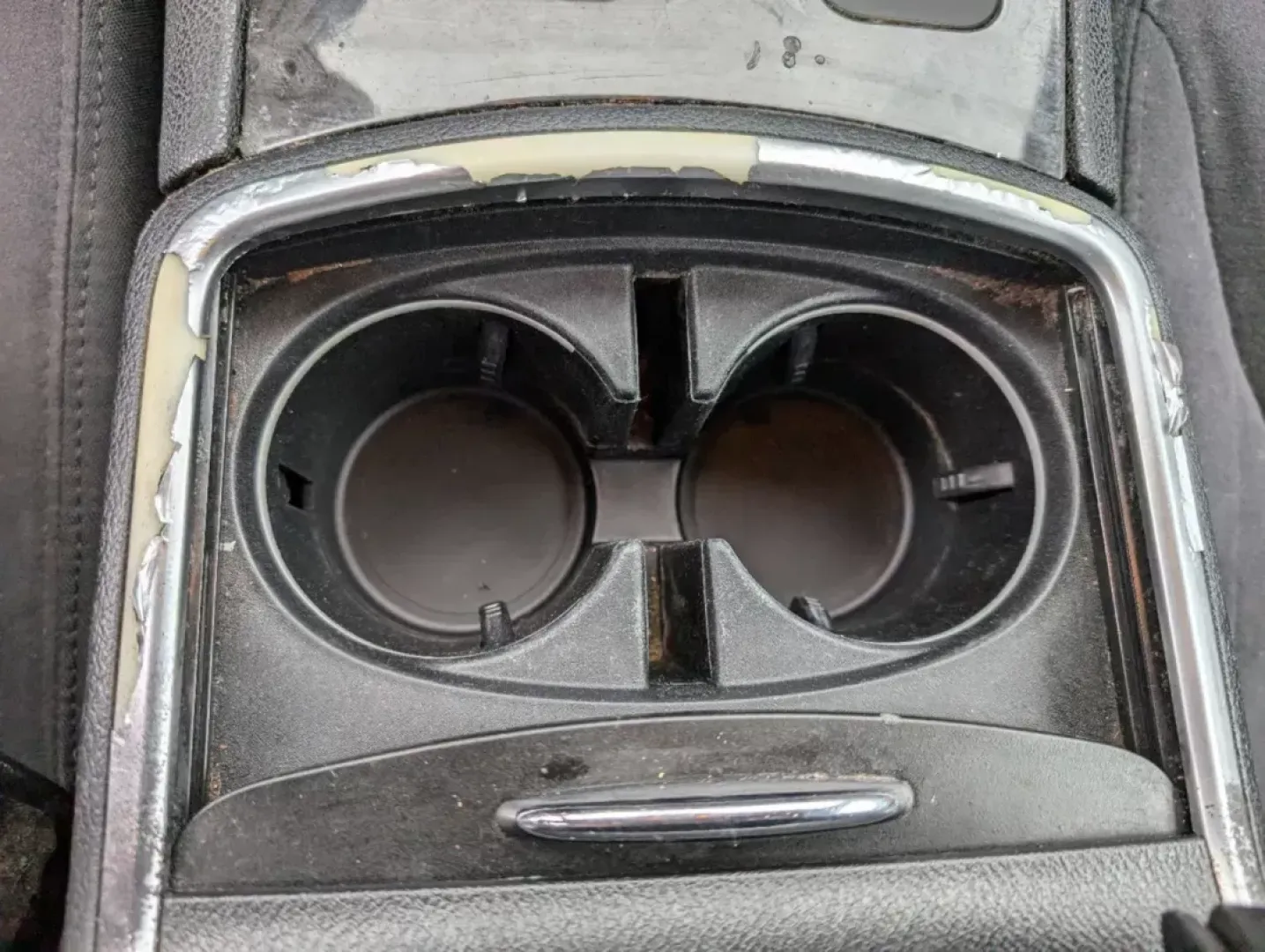 2011 /Black Interior Chrysler 300 (2C3CA4CGXBH) with an Gas/Ethanol V6 3.6L/220 engine, 5-Speed Automatic w/Manual Shift transmission, located at 5115 14th Ave., Columbus, GA, 31904, (706) 323-0345, 32.511494, -84.971046 - 2011 Chrysler 300 - Photo#12