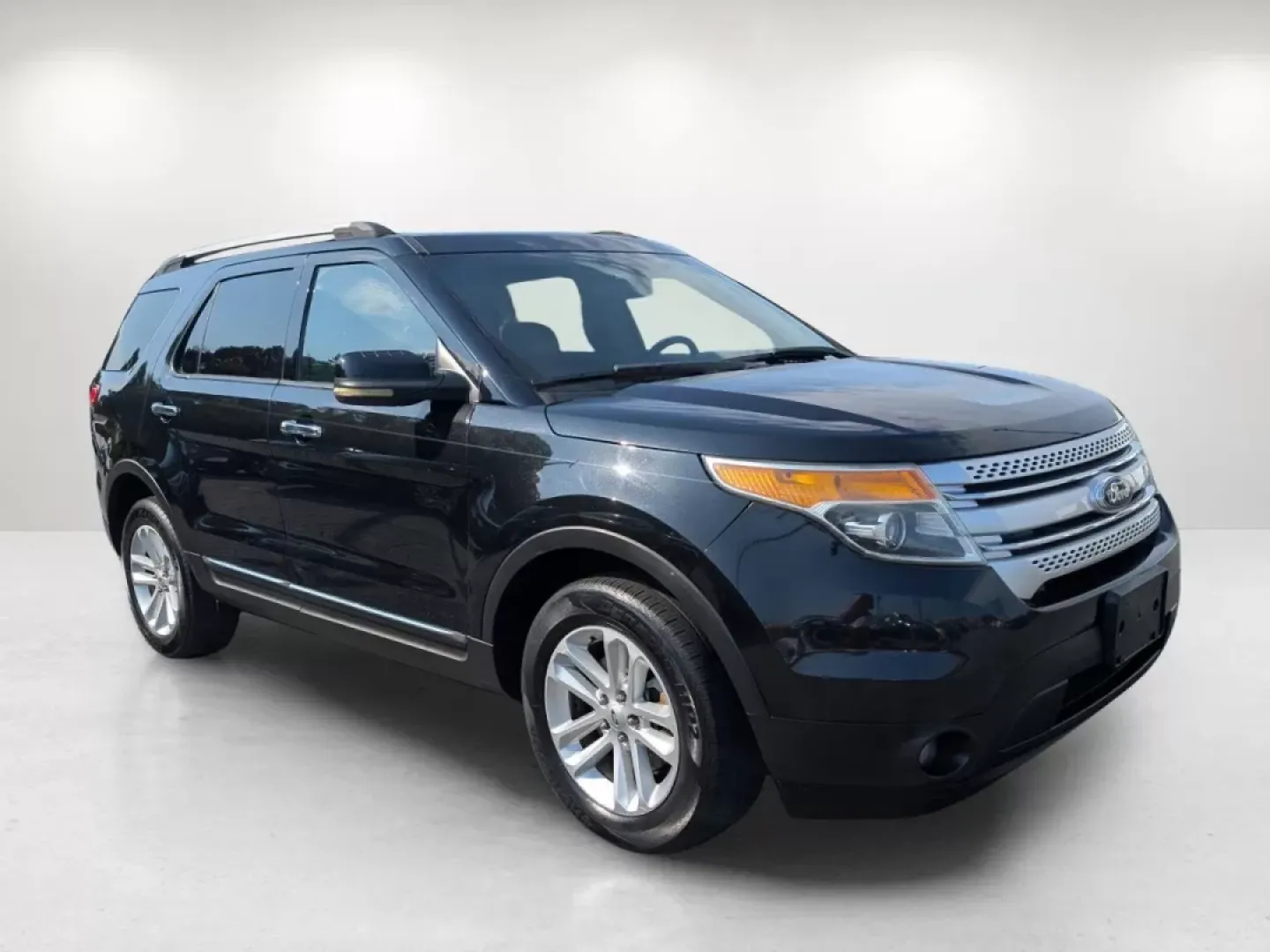 2011 Ford Explorer XLT (1FMHK8D80BG) with an Other engine, located at 3959 U.S. 80 W, Phenix City, AL, 36870, (334) 297-4885, 32.469296, -85.135185 - Are you ready to elevate your family outings or weekend adventures? Look no further than this 2011 Ford Explorer XLT, available now at Gils Auto in Phenix City, AL. With its spacious interior, advanced safety features, and impressive four-wheel drive capabilities, this SUV is perfect for families on - Photo#2