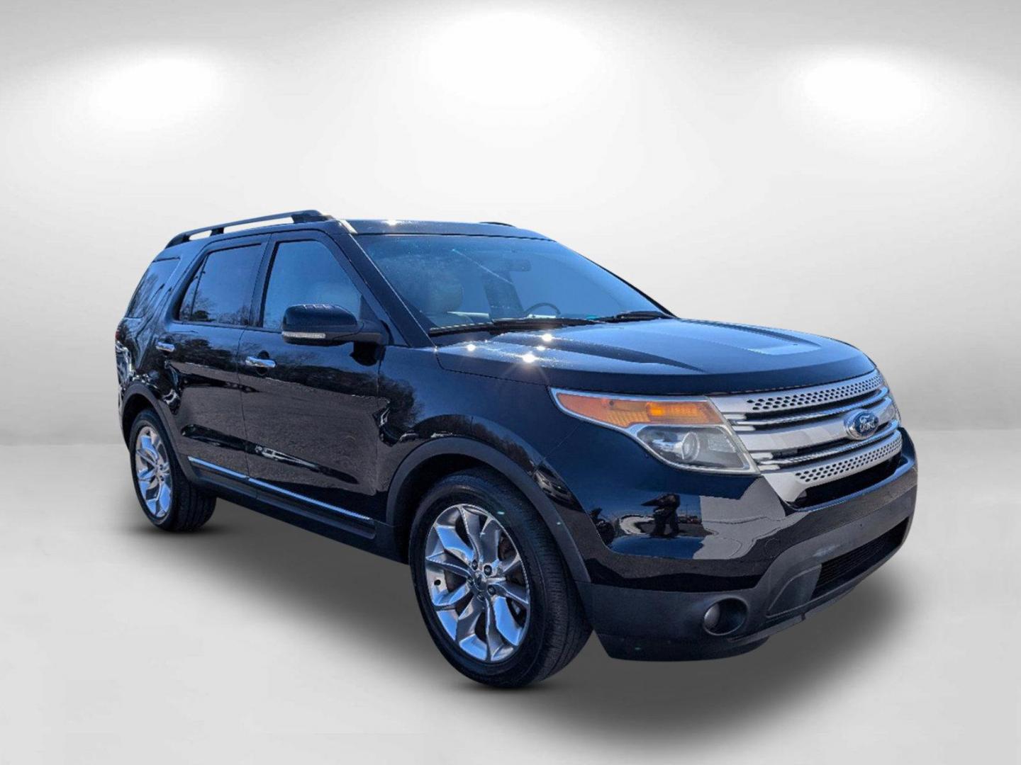 2011 Ford Explorer XLT (1FMHK7D89BG) with an Gas V6 3.5L/213 engine, 6-Speed Automatic w/OD transmission, located at 5115 14th Ave., Columbus, GA, 31904, (706) 323-0345, 32.511494, -84.971046 - 2011 Ford Explorer XLT - Photo#2