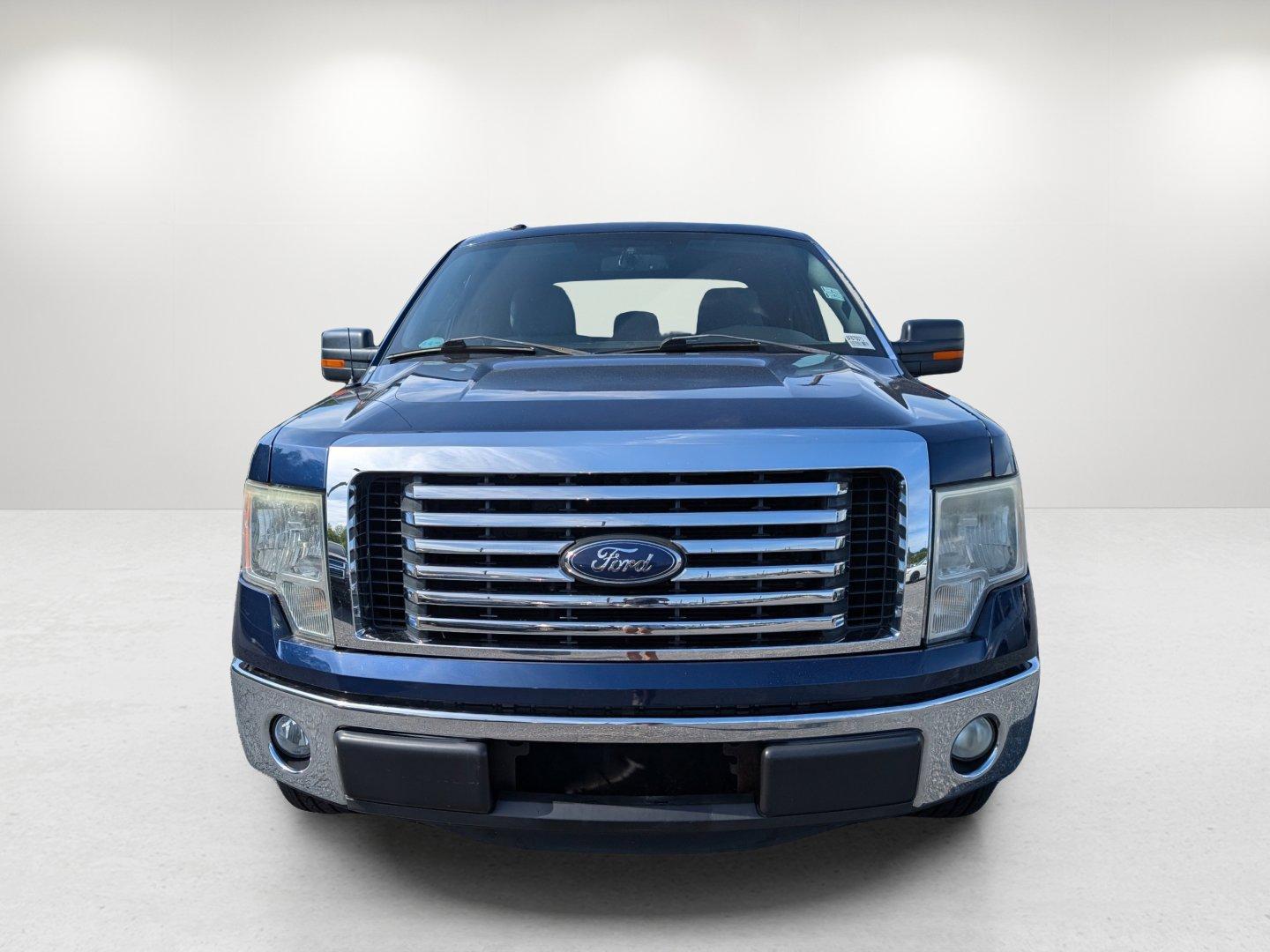 2011 Ford F-150 XLT (1FTEX1CMXBF) with an Gas/Ethanol V6 3.7/227 engine, 6-Speed Automatic transmission, located at 7000 Northlake Connector, Columbus, GA, 31904, (706) 987-8085, 32.524975, -84.978134 - 2011 Ford F-150 XLT - Photo#1