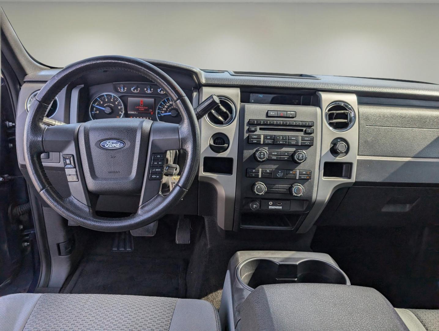 2011 Ford F-150 XLT (1FTEX1CMXBF) with an Gas/Ethanol V6 3.7/227 engine, 6-Speed Automatic transmission, located at 7000 Northlake Connector, Columbus, GA, 31904, (706) 987-8085, 32.524975, -84.978134 - 2011 Ford F-150 XLT - Photo#15