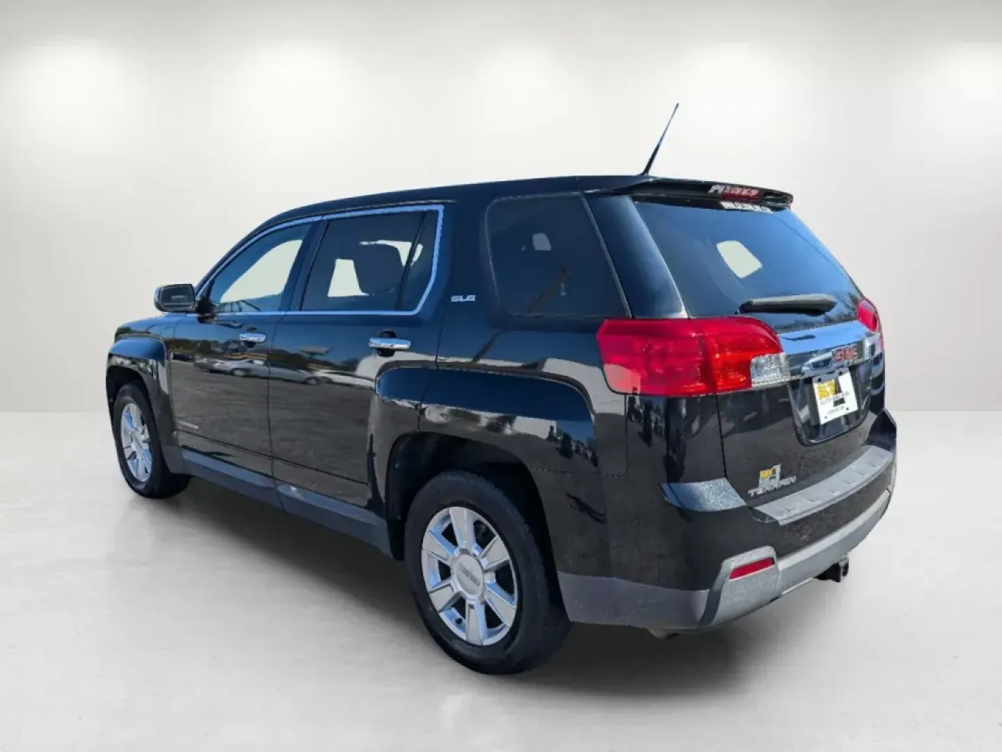 2011 /Jet Black GMC Terrain SLE-1 (2CTALMEC9B6) with an Other engine, located at 1430 Gateway Drive, Opelika, AL, 36801, (334) 239-0944, 32.637871, -85.409790 - **Discover Your Next Adventure with the 2011 GMC Terrain SLE-1 at Gils Auto in Opelika, AL!**<br /> <br /> Are you ready to elevate your lifestyle with a vehicle that suits both your daily commute and weekend adventures? Look no further than the 2011 GMC Terrain SLE-1, available now at Gils Auto, yo - Photo#7