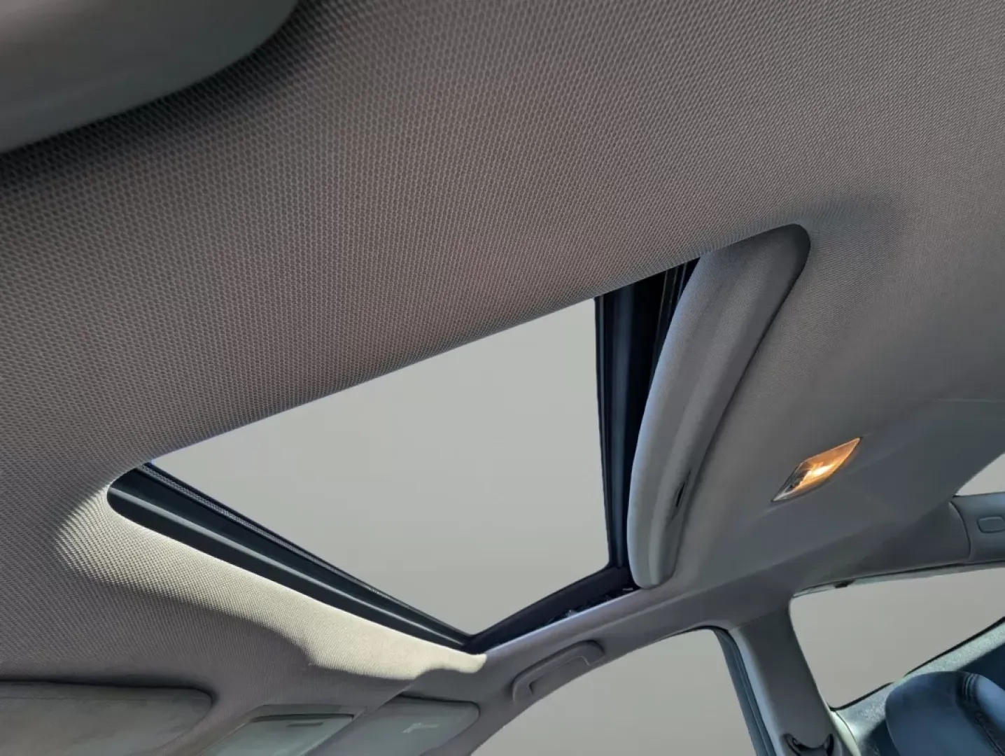 2011 /Black Honda Accord Cpe EX-L (1HGCS2B86BA) with an Other engine, located at 804 22nd Ave, Phenix City, AL, 36870, (334) 297-1860, 32.484749, -85.024475 - **Drive in Style with the 2011 Honda Accord Cpe EX-L from Gils Auto in Phenix City, AL!**<br /> <br /> Are you ready to elevate your daily commute or embark on weekend adventures? The 2011 Honda Accord Cpe EX-L, available at Gils Auto, is the perfect blend of comfort, style, and reliability for thos - Photo#16