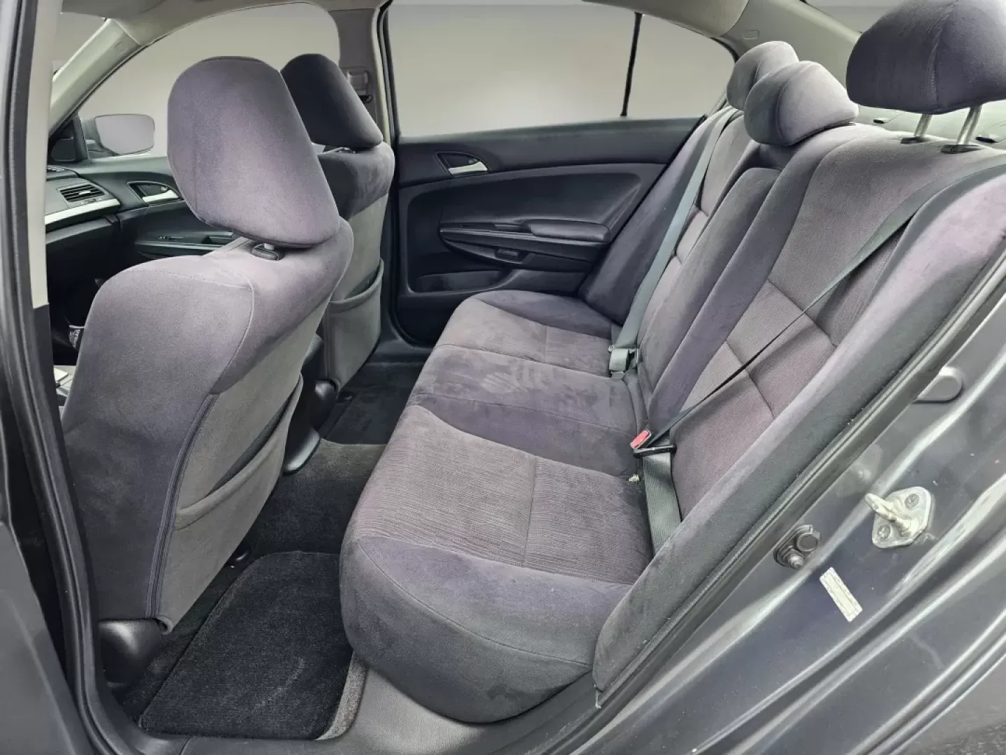 2011 Honda Accord Sdn LX (1HGCP2F30BA) with an Other engine, located at 3959 U.S. 80 W, Phenix City, AL, 36870, (334) 297-4885, 32.469296, -85.135185 - **Discover Your Next Adventure with the 2011 Honda Accord LX at Gils Auto!**<br /> <br /> Are you searching for a reliable and stylish vehicle that fits your busy lifestyle? Look no further than the 2011 Honda Accord LX, available now at Gils Auto in Phenix City, AL. This exceptional sedan is perfec - Photo#15