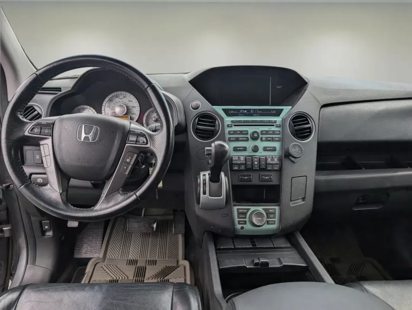 2011 Honda Pilot EX-L (5FNYF3H73BB) with an Gas V6 3.5L/212 engine, 5-Speed Automatic w/OD transmission, located at 521 Old Farm Lane Rd, Prattville, AL, 36066, (334) 325-1505, 32.482460, -86.416367 - **Explore Family Adventures with the 2011 Honda Pilot EX-L at Gils Auto - Prattville!**<br /> <br /> Are you ready to embark on your next family road trip or weekend adventure? The 2011 Honda Pilot EX-L is the perfect SUV for those who crave space, comfort, and reliability. With ample room for growi - Photo#12