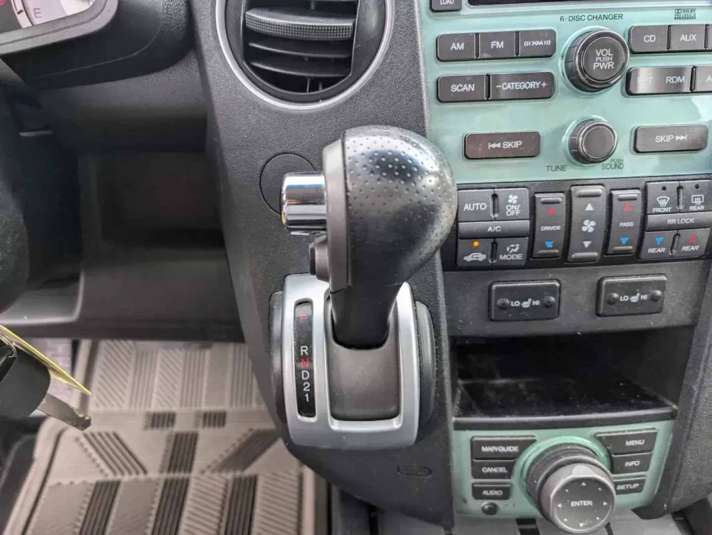 2011 Honda Pilot EX-L (5FNYF3H73BB) with an Gas V6 3.5L/212 engine, 5-Speed Automatic w/OD transmission, located at 521 Old Farm Lane Rd, Prattville, AL, 36066, (334) 325-1505, 32.482460, -86.416367 - **Explore Family Adventures with the 2011 Honda Pilot EX-L at Gils Auto - Prattville!**<br /> <br /> Are you ready to embark on your next family road trip or weekend adventure? The 2011 Honda Pilot EX-L is the perfect SUV for those who crave space, comfort, and reliability. With ample room for growi - Photo#14