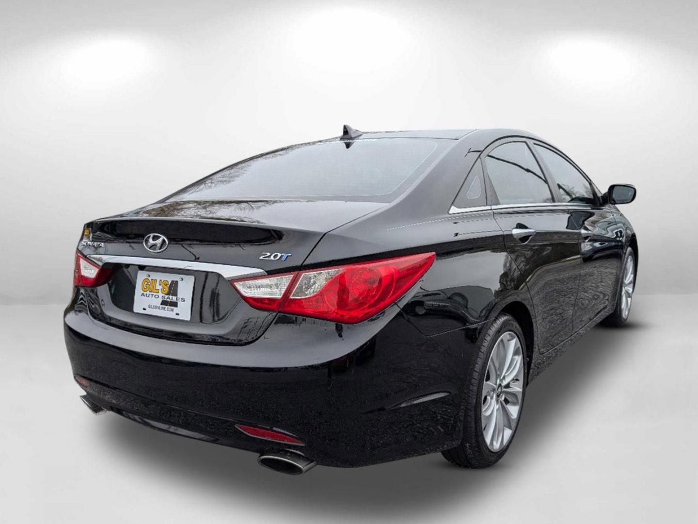 2011 /Black Hyundai Sonata SE (5NPEC4AB2BH) with an Turbocharged Gas I4 2.0L/122 engine, 6-Speed Automatic w/OD SHIFTRONIC transmission, located at 7000 Northlake Connector, Columbus, GA, 31904, (706) 987-8085, 32.524975, -84.978134 - 2011 Hyundai Sonata SE - Photo#5