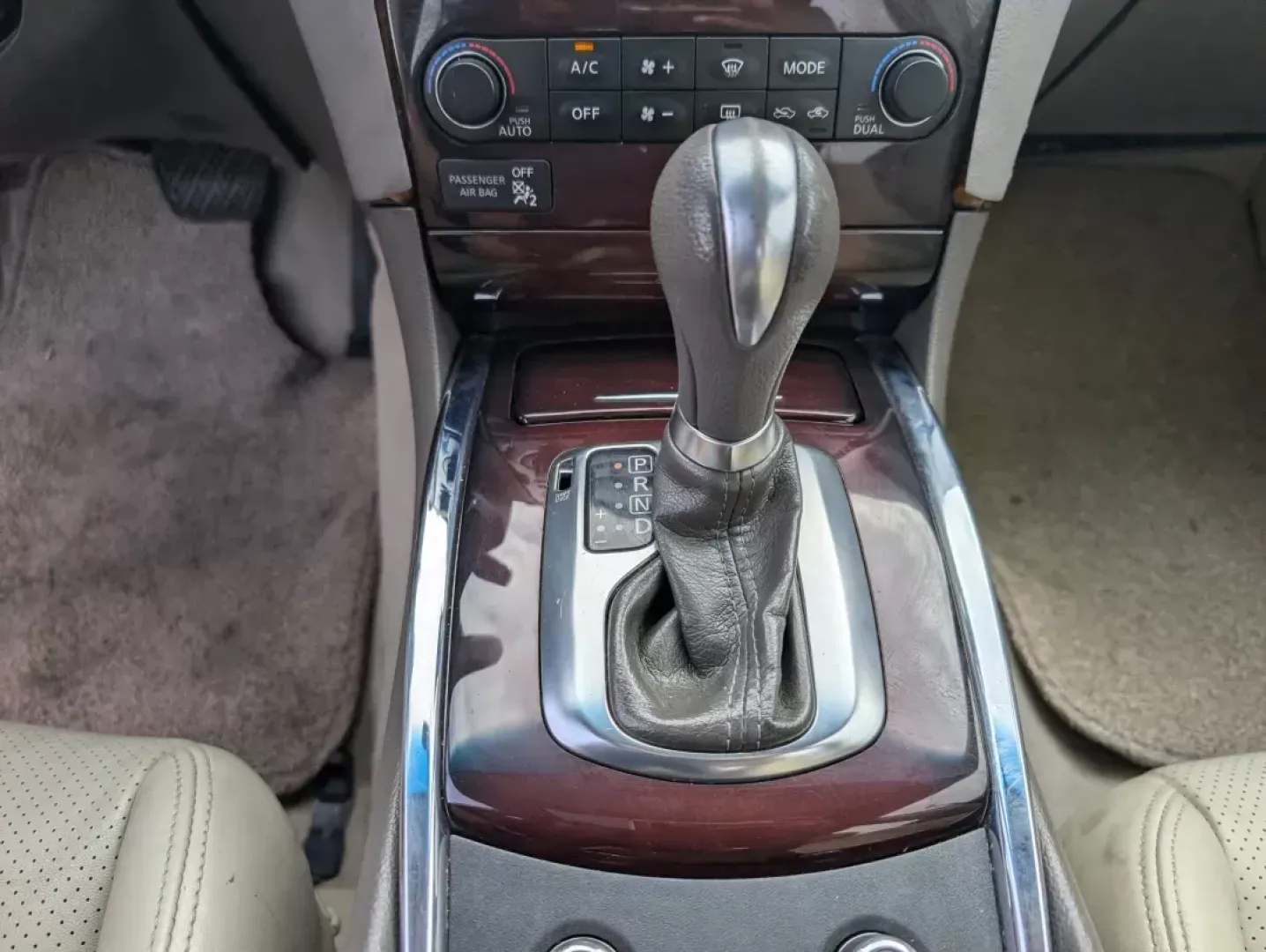 2011 /Wheat Infiniti G37 Sedan Journey (JN1CV6AP6BM) with an Gas V6 3.7L/225 engine, 7-Speed Automatic w/OD transmission, located at 3959 U.S. 80 W, Phenix City, AL, 36870, (334) 297-4885, 32.469296, -85.135185 - 2011 Infiniti G37 Sedan Journey - Photo#13