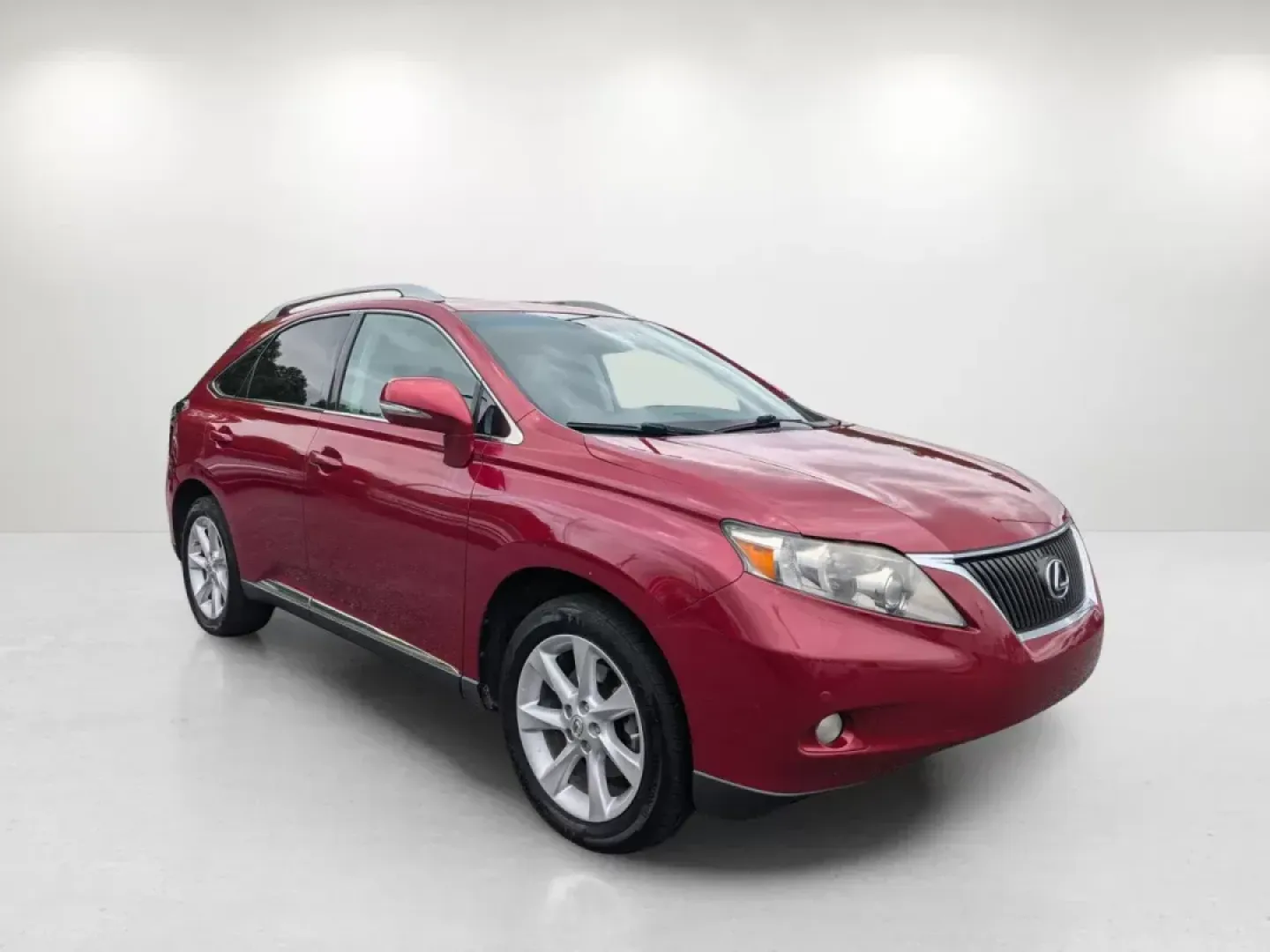 2011 Lexus RX 350 (2T2ZK1BA3BC) with an Gas V6 3.5L/211 engine, 6-Speed Automatic transmission, located at 3959 U.S. 80 W, Phenix City, AL, 36870, (334) 297-4885, 32.469296, -85.135185 - **Experience Luxury and Versatility in the 2011 Lexus RX 350 at Gils Auto Perfect for Your Active Lifestyle!**<br /> <br /> Looking for a vehicle that effortlessly caters to your active lifestyle? Whether you're navigating through daily commutes, embarking on weekend adventures, or seeking a reliab - Photo#3
