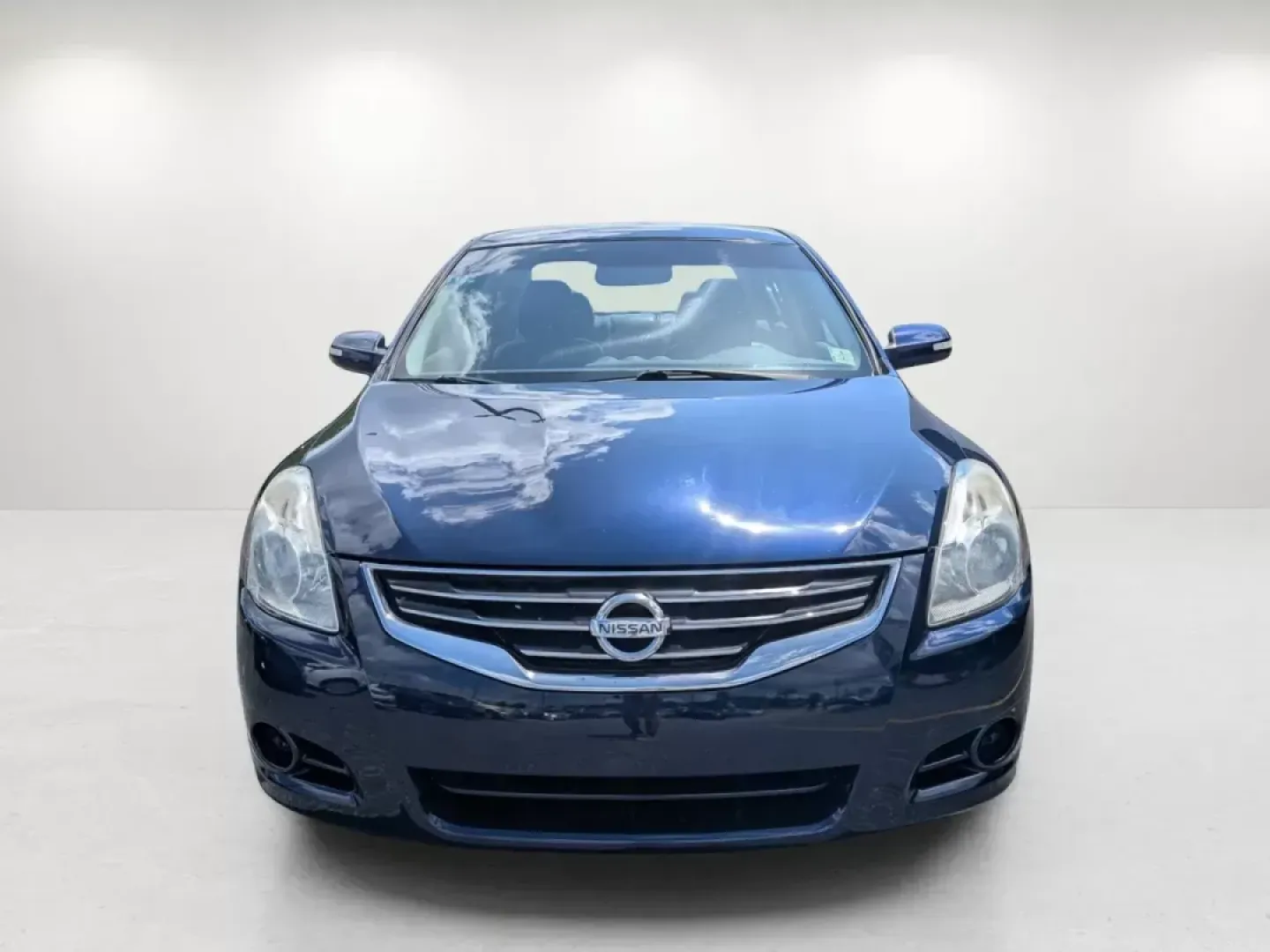 2011 /Charcoal Nissan Altima 2.5 SL (1N4AL2AP6BN) with an Gas I4 2.5L/ engine, 1-Speed Continuously Variable transmission, located at 1430 Gateway Drive, Opelika, AL, 36801, (334) 239-0944, 32.637871, -85.409790 - 2011 Nissan Altima 2.5 SL - Photo#1
