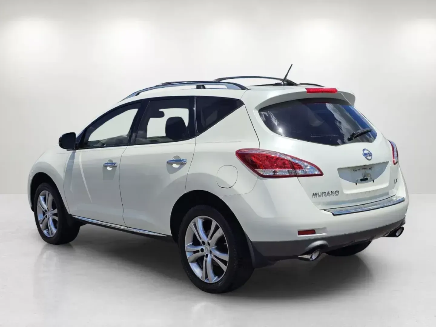 2011 /Beige Nissan Murano LE (JN8AZ1MU6BW) with an Gas V6 3.5L/ engine, 1-Speed Continuously Variable Ratio transmission, located at 521 Old Farm Lane Rd, Prattville, AL, 36066, (334) 325-1505, 32.482460, -86.416367 - 2011 Nissan Murano LE - Photo#2