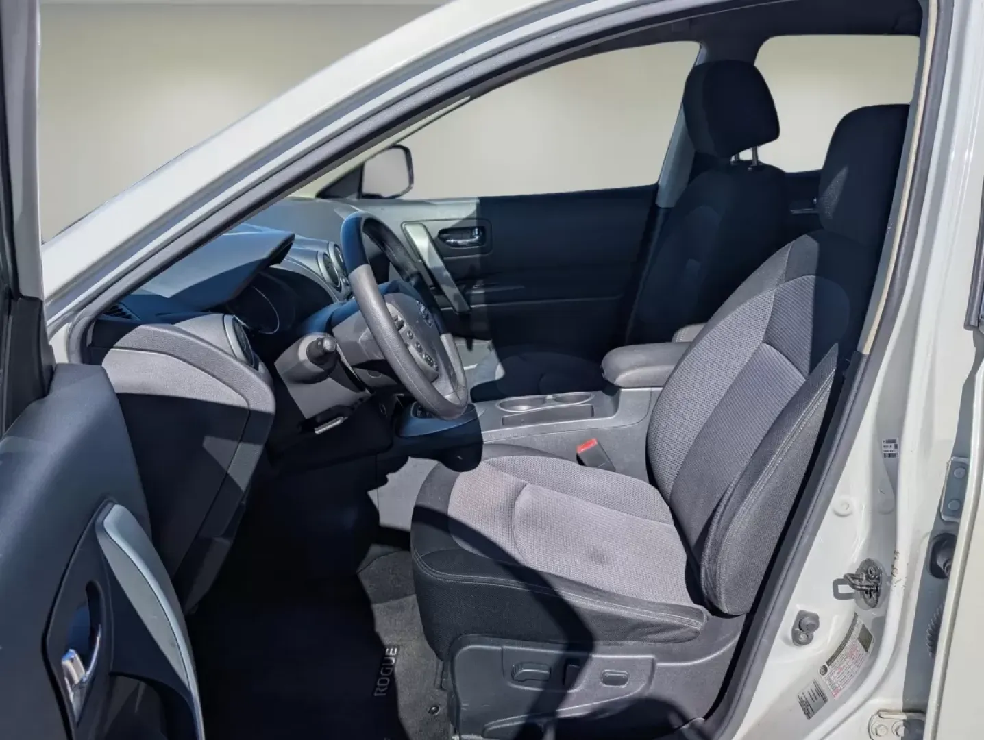 2011 /Black Nissan Rogue SV (JN8AS5MV8BW) with an Other engine, located at 7000 Northlake Connector, Columbus, GA, 31904, (706) 987-8085, 32.524975, -84.978134 - Discover the freedom of adventure with the 2011 Nissan Rogue SV, an SUV that perfectly balances utility and style, making it an ideal choice for families on the go, weekend explorers, or anyone seeking a reliable vehicle for daily commutes. At Gils Auto in Phenix City, AL, we understand that securin - Photo#7