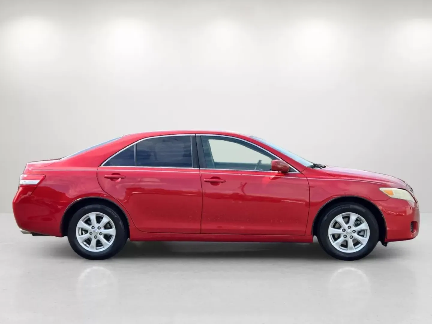 2011 Toyota Camry (4T1BK3EK9BU) with an Other engine, located at 7000 Northlake Connector, Columbus, GA, 31904, (706) 987-8085, 32.524975, -84.978134 - Are you looking for a reliable sedan that offers comfort, efficiency, and style? Look no further than this 2011 Toyota Camry, a vehicle designed for those who value practicality without sacrificing a touch of elegance. Perfect for long commutes, family outings, or even weekend adventures, this Camry - Photo#4