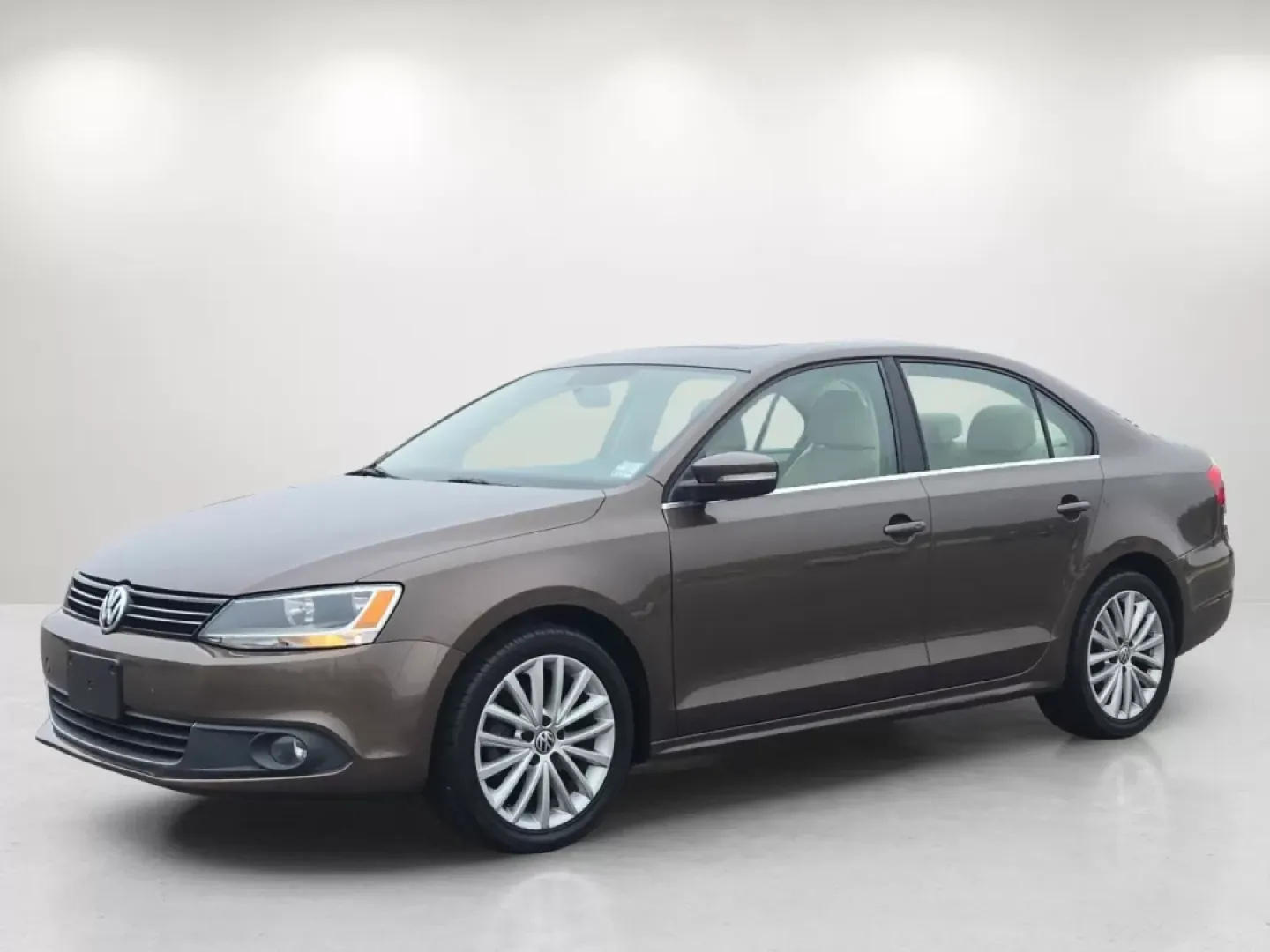 2011 Volkswagen Jetta SEL w/Sunroof PZEV (3VWLZ7AJXBM) with an Other engine, located at 521 Old Farm Lane Rd, Prattville, AL, 36066, (334) 325-1505, 32.482460, -86.416367 - **Hit the Road with Confidence: Explore the 2011 Volkswagen Jetta at Gils Auto!**<br /> <br /> Are you searching for a reliable and stylish vehicle that fits your family's lifestyle or your daily commute? Look no further! The 2011 Volkswagen Jetta is the perfect sedan to meet your needs. With an imp - Photo#1