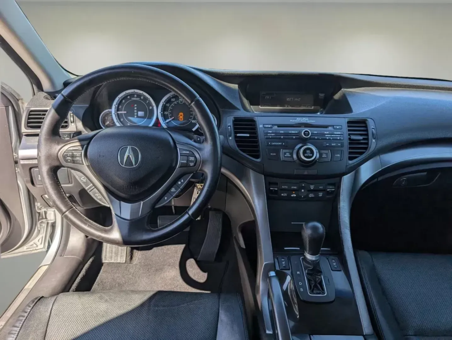 2012 Acura TSX (JH4CU2F44CC) with an Gas I4 2.4L/144 engine, 5-Speed Automatic transmission, located at 804 22nd Ave, Phenix City, AL, 36870, (334) 297-1860, 32.484749, -85.024475 - Are you in search of a reliable vehicle that perfectly balances style, comfort, and everyday practicality? Look no further! At Gils Auto - Phenix City #2, located at 804 22nd Ave in Phenix City, AL, we are excited to present an exceptional opportunity for budget-conscious buyers and families alike. - Photo#12