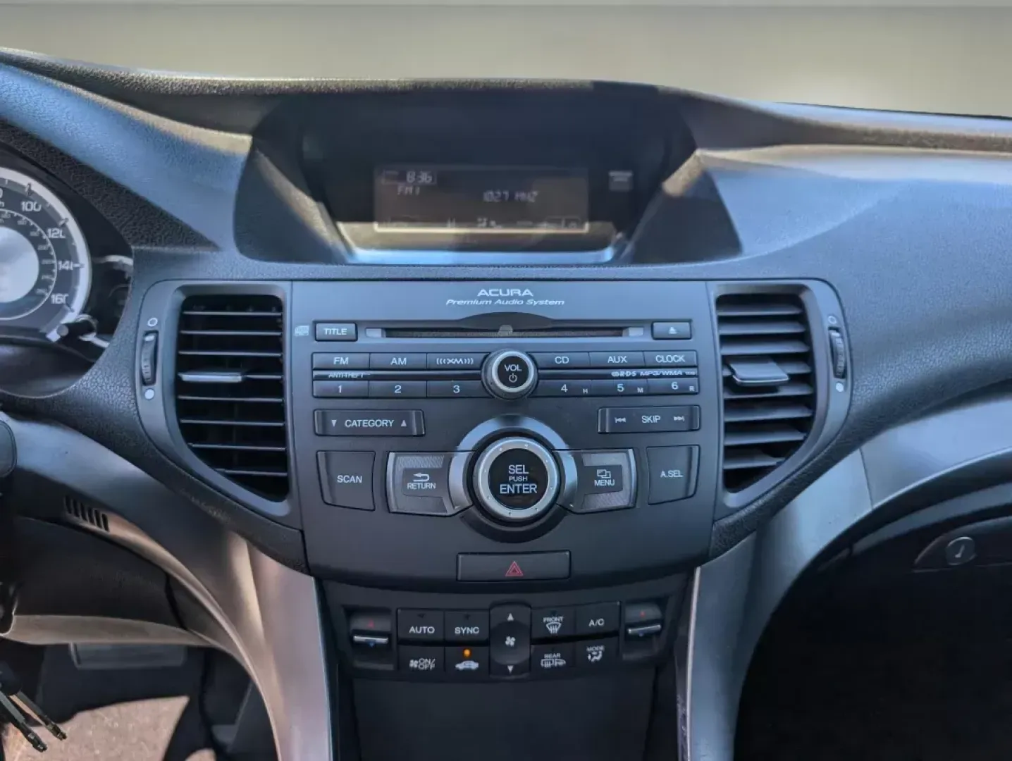 2012 Acura TSX (JH4CU2F44CC) with an Gas I4 2.4L/144 engine, 5-Speed Automatic transmission, located at 804 22nd Ave, Phenix City, AL, 36870, (334) 297-1860, 32.484749, -85.024475 - Are you in search of a reliable vehicle that perfectly balances style, comfort, and everyday practicality? Look no further! At Gils Auto - Phenix City #2, located at 804 22nd Ave in Phenix City, AL, we are excited to present an exceptional opportunity for budget-conscious buyers and families alike. - Photo#14