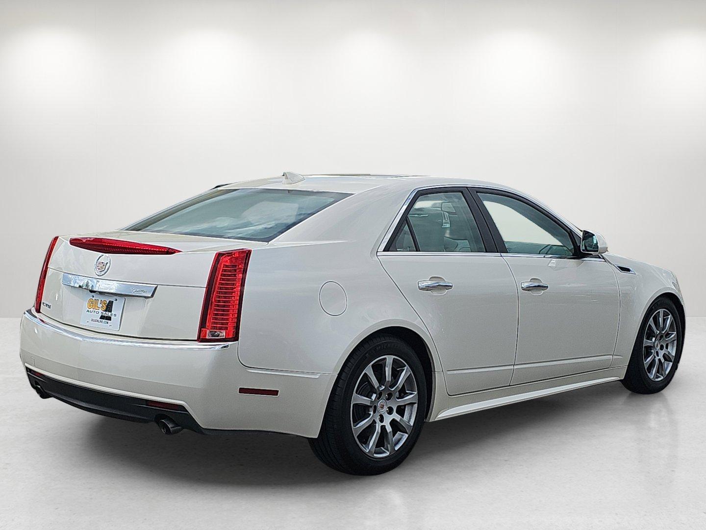 2012 /Light Titanium/Light Titanium Cadillac CTS Sedan Luxury (1G6DE5E54C0) with an Gas V6 3.0L/183 engine, 6-Speed Automatic transmission, located at 521 Old Farm Lane Rd, Prattville, AL, 36066, (334) 325-1505, 32.482460, -86.416367 - 2012 Cadillac CTS Sedan Luxury - Photo#5