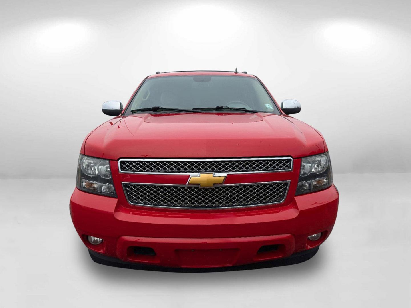 2012 /Dark Cashmere/Light Cashmere Chevrolet Avalanche LT (3GNMCFE07CG) with an Gas/Ethanol V8 5.3L/325 engine, 6-Speed Automatic transmission, located at 5115 14th Ave., Columbus, GA, 31904, (706) 323-0345, 32.511494, -84.971046 - 2012 Chevrolet Avalanche LT - Photo#3