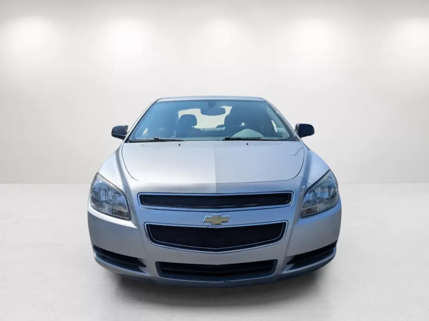 2012 /Titanium Chevrolet Malibu LS w/1FL (1G1ZA5EU5CF) with an Other engine, located at 1430 Gateway Drive, Opelika, AL, 36801, (334) 239-0944, 32.637871, -85.409790 - **Discover Your Next Adventure with the 2012 Chevrolet Malibu A Perfect Fit for Your Phenix City Lifestyle!**<br /> <br /> Are you looking for a reliable sedan that effortlessly blends style, efficiency, and comfort? The 2012 Chevrolet Malibu, available now at Gils Auto in Phenix City, AL, is an ex - Photo#1