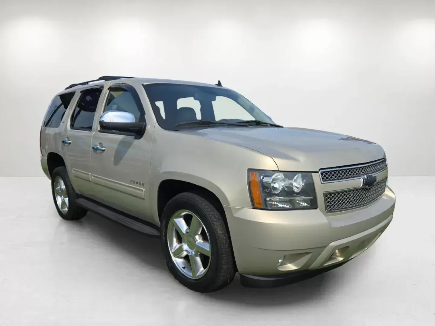 2012 /Light Cashmere/Dark Cashmere Chevrolet Tahoe LT (1GNSCBE05CR) with an Other engine, located at 3959 U.S. 80 W, Phenix City, AL, 36870, (334) 297-4885, 32.469296, -85.135185 - ### 2012 Chevrolet Tahoe LT - Your Family's Ultimate Adventure SUV<br /> <br /> Are you ready to elevate your family adventures? The 2012 Chevrolet Tahoe LT is the perfect companion for family outings, weekend getaways, and everyday commutes. With its spacious interior, advanced safety features, and - Photo#2