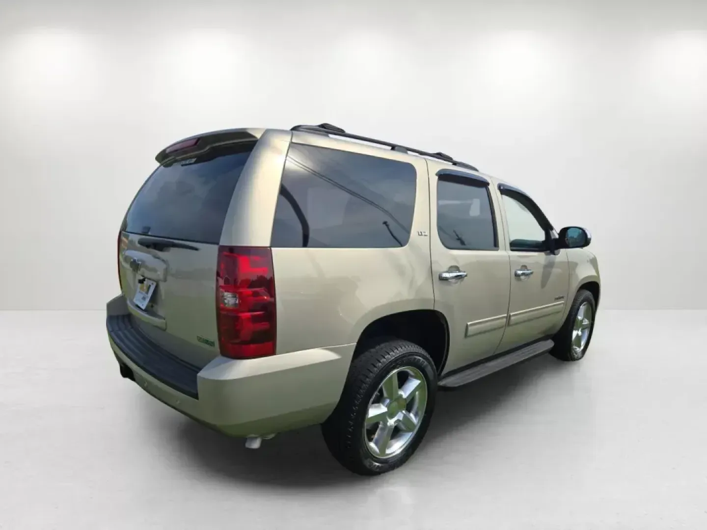 2012 /Light Cashmere/Dark Cashmere Chevrolet Tahoe LT (1GNSCBE05CR) with an Other engine, located at 3959 U.S. 80 W, Phenix City, AL, 36870, (334) 297-4885, 32.469296, -85.135185 - ### 2012 Chevrolet Tahoe LT - Your Family's Ultimate Adventure SUV<br /> <br /> Are you ready to elevate your family adventures? The 2012 Chevrolet Tahoe LT is the perfect companion for family outings, weekend getaways, and everyday commutes. With its spacious interior, advanced safety features, and - Photo#4