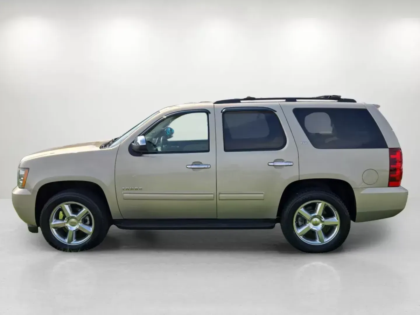2012 /Light Cashmere/Dark Cashmere Chevrolet Tahoe LT (1GNSCBE05CR) with an Other engine, located at 3959 U.S. 80 W, Phenix City, AL, 36870, (334) 297-4885, 32.469296, -85.135185 - ### 2012 Chevrolet Tahoe LT - Your Family's Ultimate Adventure SUV<br /> <br /> Are you ready to elevate your family adventures? The 2012 Chevrolet Tahoe LT is the perfect companion for family outings, weekend getaways, and everyday commutes. With its spacious interior, advanced safety features, and - Photo#7