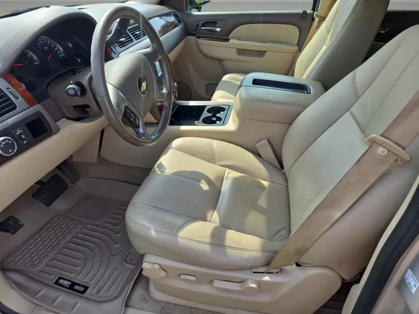 2012 /Light Cashmere/Dark Cashmere Chevrolet Tahoe LT (1GNSCBE05CR) with an Other engine, located at 3959 U.S. 80 W, Phenix City, AL, 36870, (334) 297-4885, 32.469296, -85.135185 - ### 2012 Chevrolet Tahoe LT - Your Family's Ultimate Adventure SUV<br /> <br /> Are you ready to elevate your family adventures? The 2012 Chevrolet Tahoe LT is the perfect companion for family outings, weekend getaways, and everyday commutes. With its spacious interior, advanced safety features, and - Photo#10