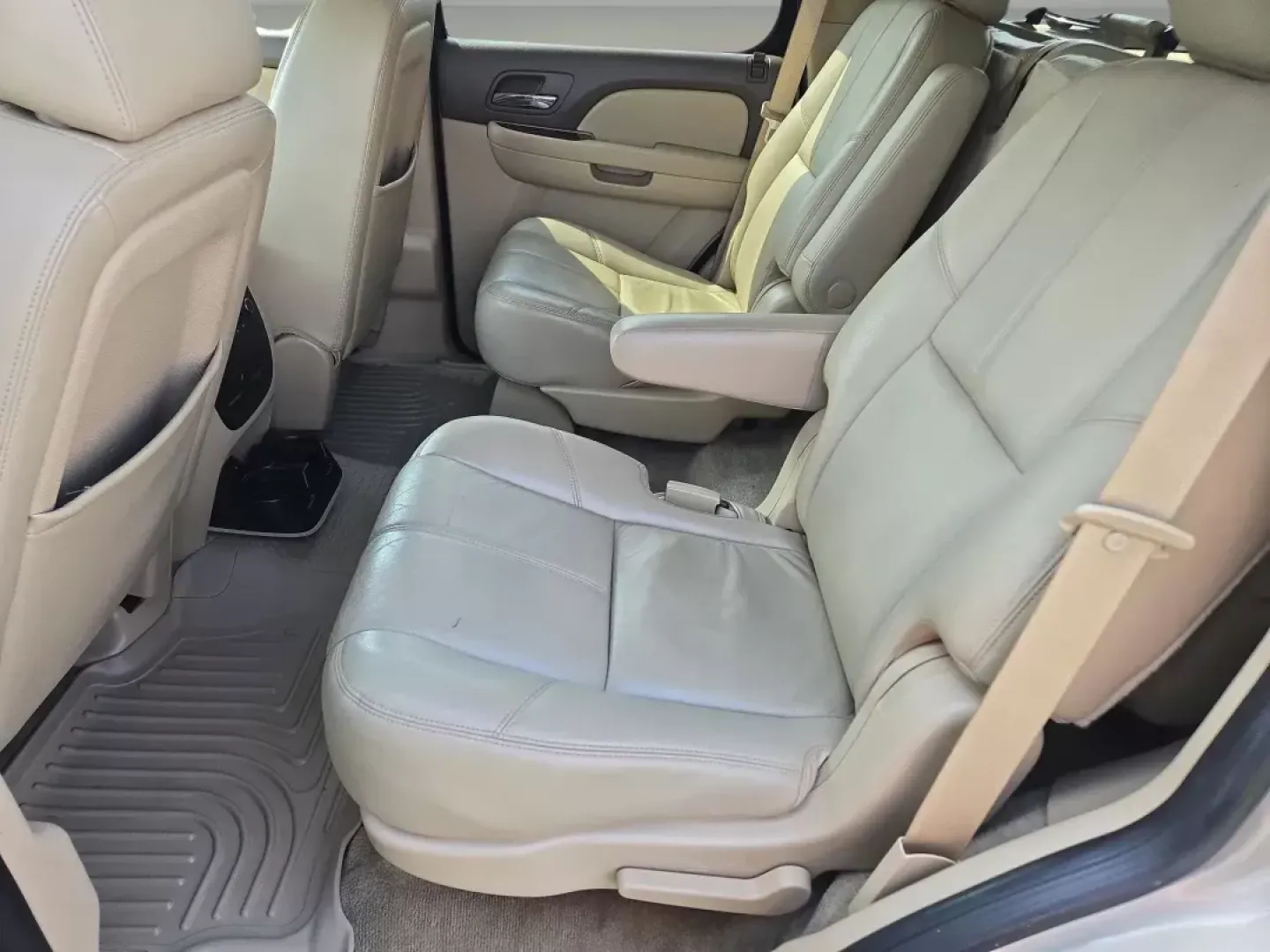 2012 /Light Cashmere/Dark Cashmere Chevrolet Tahoe LT (1GNSCBE05CR) with an Other engine, located at 3959 U.S. 80 W, Phenix City, AL, 36870, (334) 297-4885, 32.469296, -85.135185 - ### 2012 Chevrolet Tahoe LT - Your Family's Ultimate Adventure SUV<br /> <br /> Are you ready to elevate your family adventures? The 2012 Chevrolet Tahoe LT is the perfect companion for family outings, weekend getaways, and everyday commutes. With its spacious interior, advanced safety features, and - Photo#11