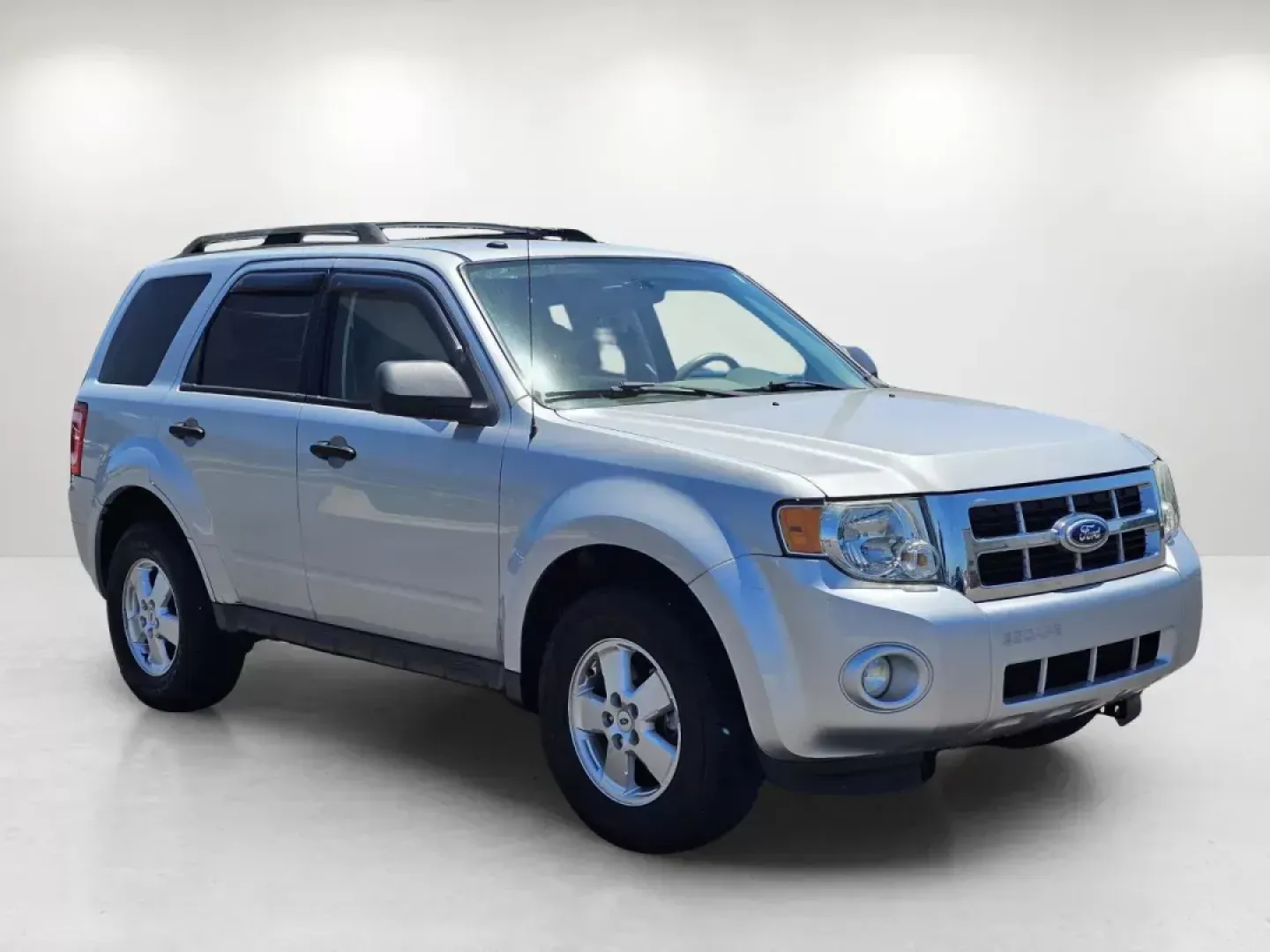 2012 Ford Escape XLT (1FMCU0DG6CK) with an Gas/Ethanol V6 3.0L/181 engine, 6-Speed Automatic transmission, located at 521 Old Farm Lane Rd, Prattville, AL, 36066, (334) 325-1505, 32.482460, -86.416367 - 2012 Ford Escape XLT - Photo#3