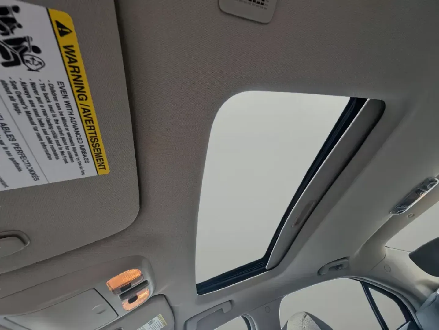 2012 Ford Fusion SE (3FAHP0HAXCR) with an Gas I4 2.5L/152 engine, 6-Speed Automatic transmission, located at 3959 U.S. 80 W, Phenix City, AL, 36870, (334) 297-4885, 32.469296, -85.135185 - **Discover Your Next Adventure with the 2012 Ford Fusion SE at Gils Auto in Phenix City, AL!**<br /> <br /> Are you looking for a reliable and stylish sedan that perfectly balances comfort and performance? The 2012 Ford Fusion SE is your perfect companion for everyday commutes or weekend getaways. W - Photo#17