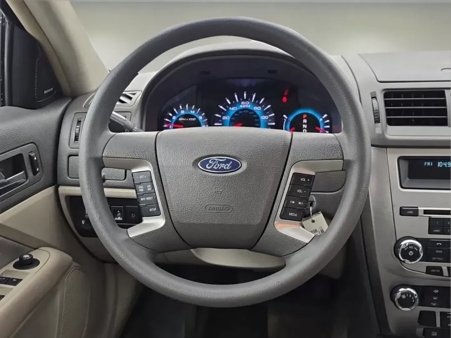 2012 Ford Fusion SE (3FAHP0HA7CR) with an Gas I4 2.5L/152 engine, 6-Speed Automatic transmission, located at 521 Old Farm Lane Rd, Prattville, AL, 36066, (334) 325-1505, 32.482460, -86.416367 - 2012 Ford Fusion SE - Photo#11