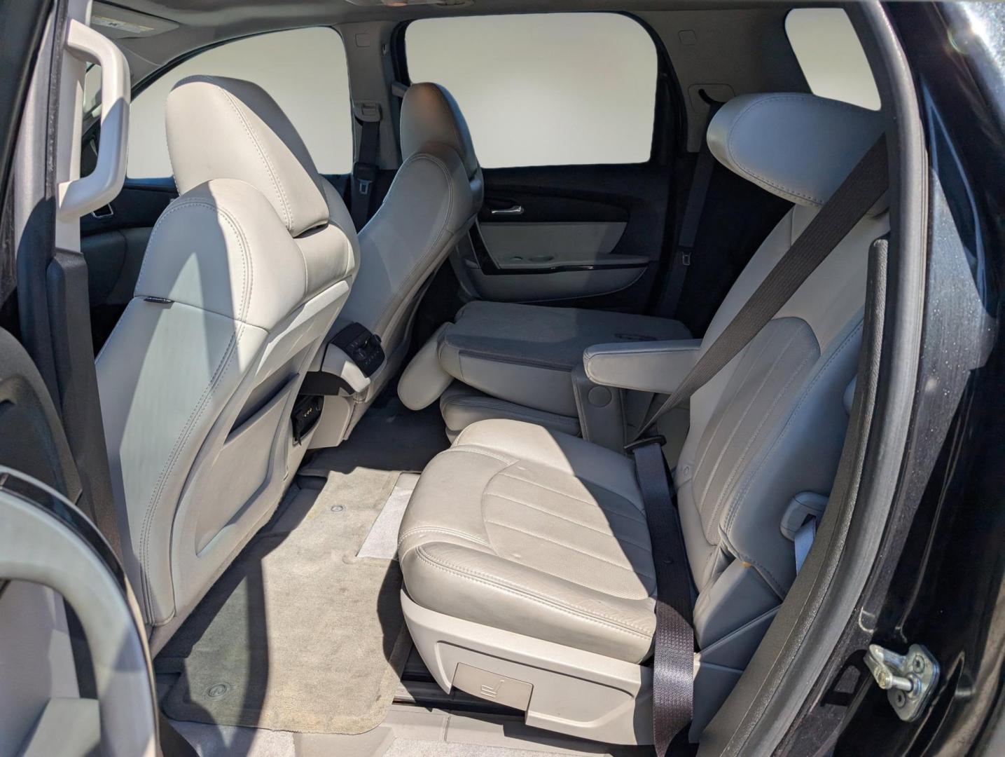 2012 /Light Titanium GMCuuuu Acadia Denali (1GKKRTED7CJ) with an Gas V6 3.6L/220 engine, 6-Speed Automatic transmission, located at 804 22nd Ave, Phenix City, AL, 36870, (334) 297-1860, 32.484749, -85.024475 - 2012 GMCuuuu Acadia Denali - Photo#11